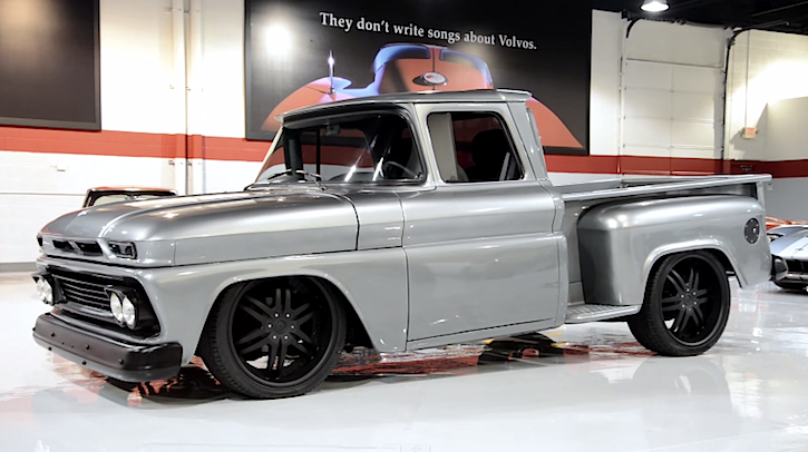 1961 Chevrolet Apache Pickup