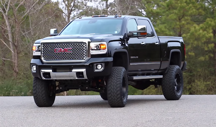 Go Over Anything Lifted 2015 Gmc Denali 2500hd Is All Business