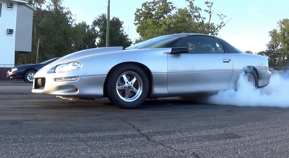 1,000 horsepower turbocharged Camaro visits the strip