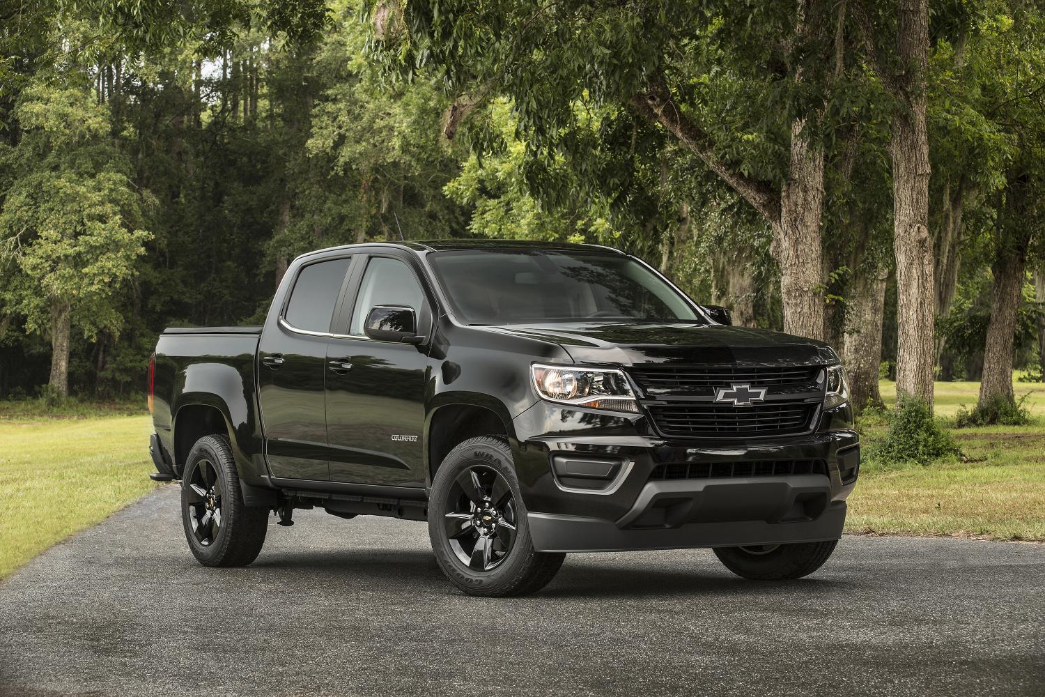 2016-Chevrolet-Colorado-MidnightEdition-061