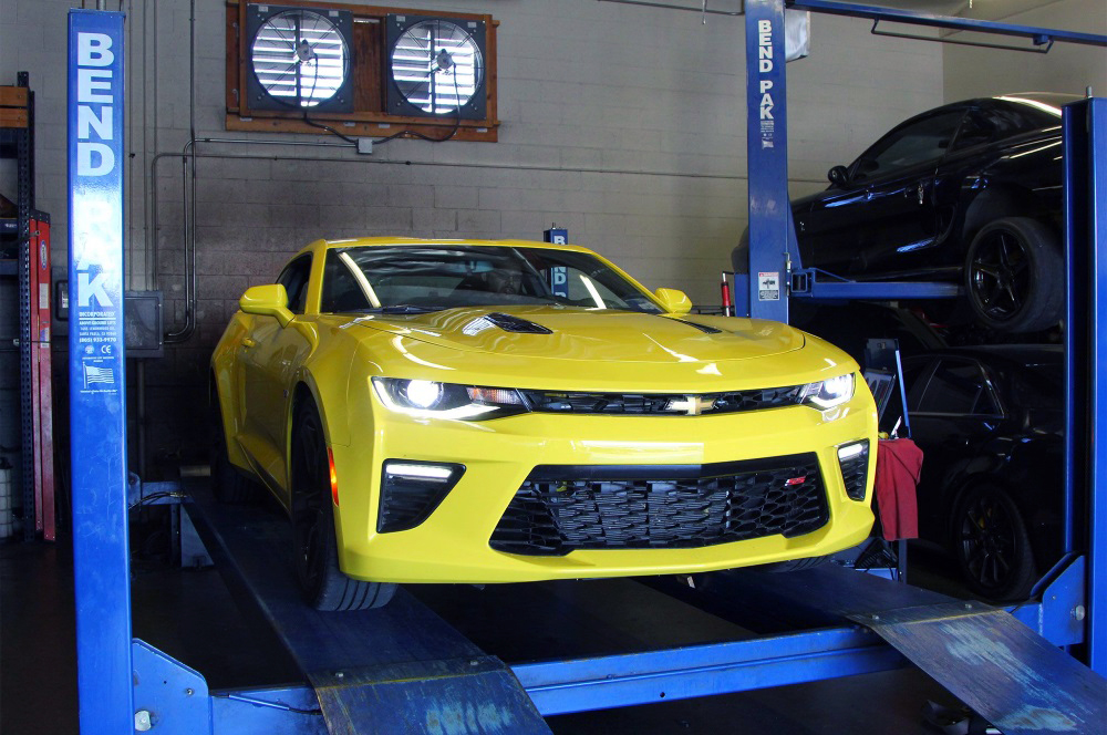 2016_Yellow_Camaro_SS