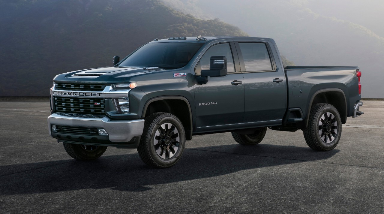 2020 Silverado HD Revealed, New V8 Makes 910 LB-FT of Torque